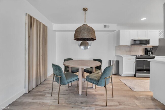 6480 N 82nd St Scottsdale, AZ 85250