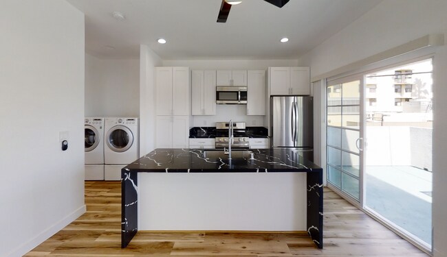 5071-5073 55th St San Diego, CA 92115 photo 2