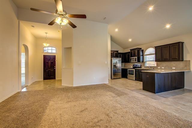 11325 Gold Canyon Dr Haslet, TX 76052 photo 2