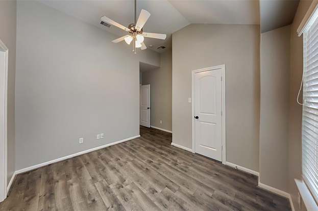 118 Cheswood Forest Drive, Montgomery, TX 77316 photo 3
