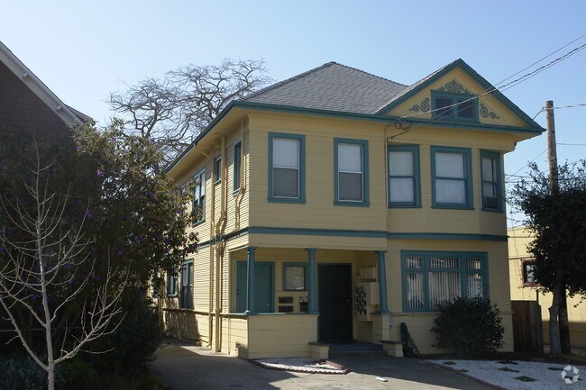 536 Pacific Avenue Rentals photo 3