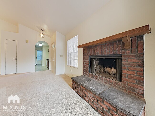 1915 S 39th St Mesa, AZ 85206 photo 3