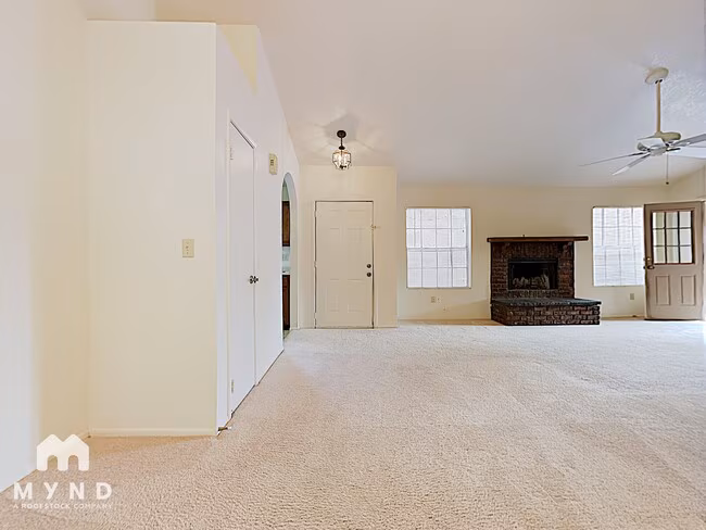 1915 S 39th St Mesa, AZ 85206 photo 4