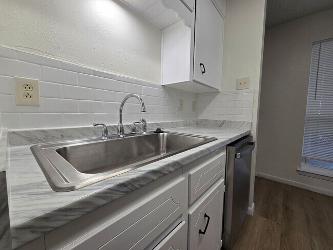 2203 Wheeler Cir Killeen, TX 76549 photo 5