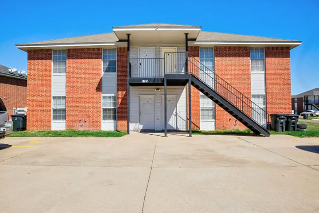 5705 Greengate Dr Killeen, TX 76543 photo 2