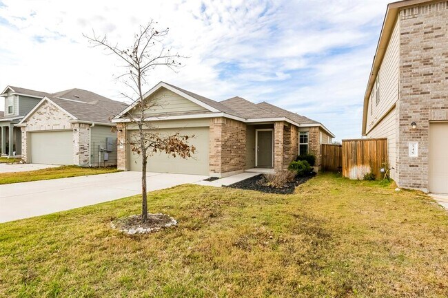 545 Greatest Gift Wy Jarrell, TX 76537 photo 3