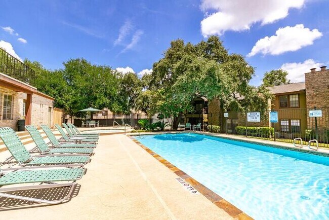 2650 Thousand Oaks Dr San Antonio, TX 78232 photo 4