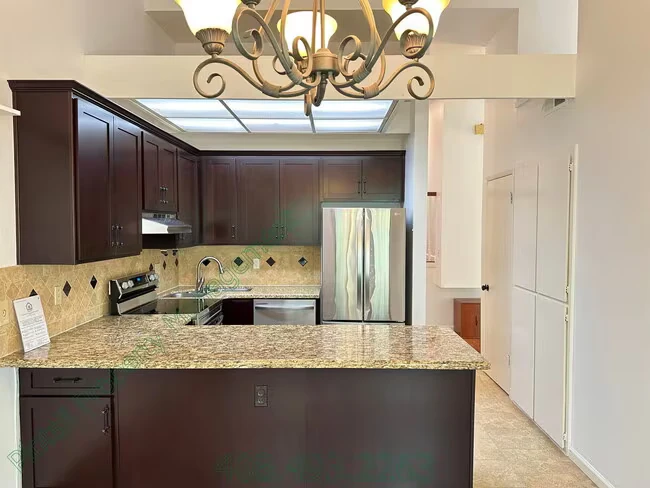 802 Kingfisher Terrace Sunnyvale, CA 94087 photo 4