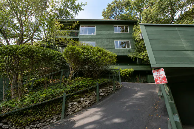 1717 La Loma Ave Berkeley, CA 94709 photo 2
