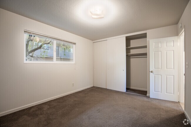 Liberty North Apartments photo 3