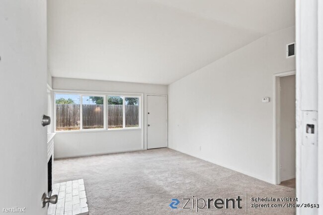 2802 Georgetown Street, East Palo Alto, CA 94303 photo 4