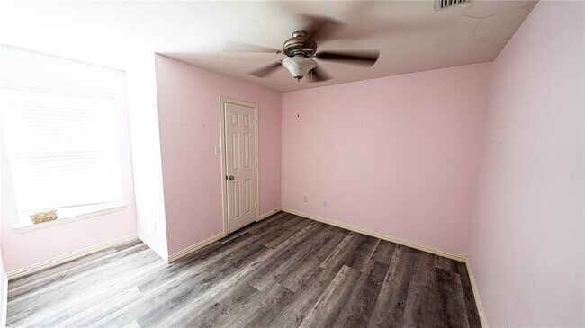 414 Tarpan Trail, Celina, TX 75009 photo 5