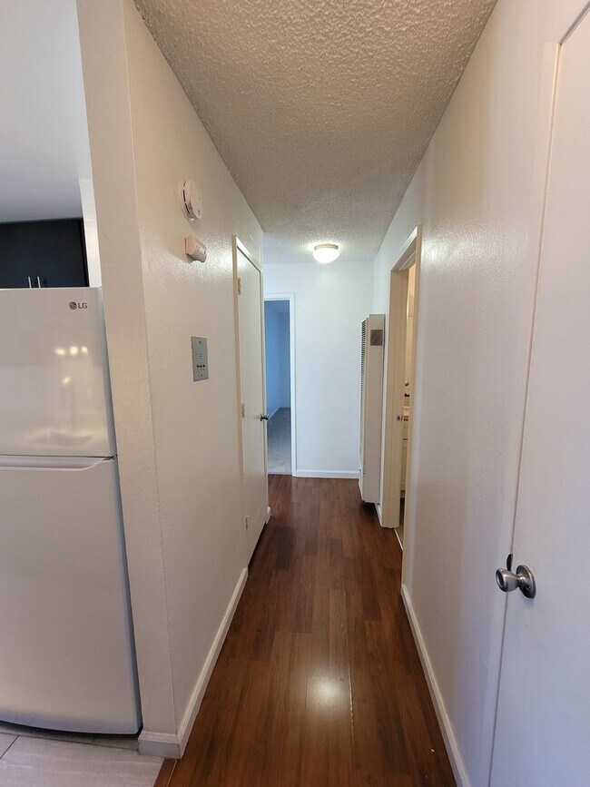 1591 Ellis St photo 3
