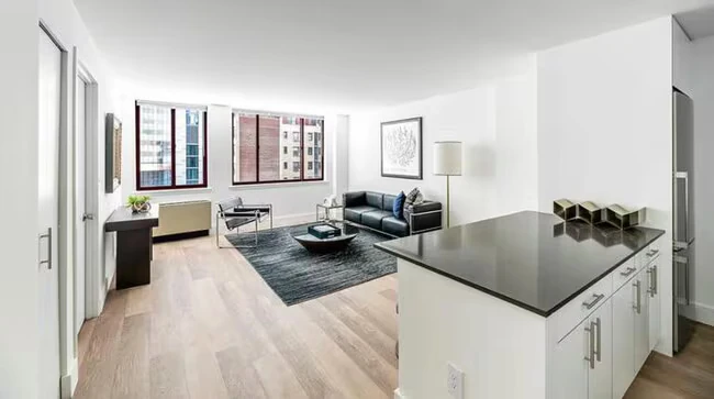 433 W 34th St. New York, NY 10001 photo 5