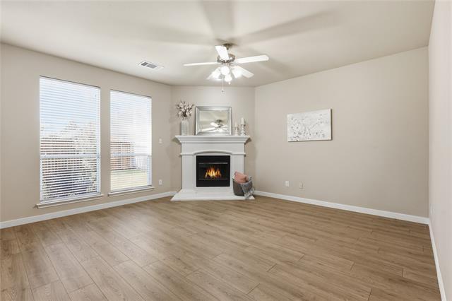 4605 Barberry Tree Cove Crowley, TX 76036 photo 5
