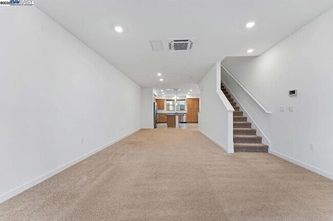 5753 Vibrant Loop, San Jose, CA 95119 photo 5