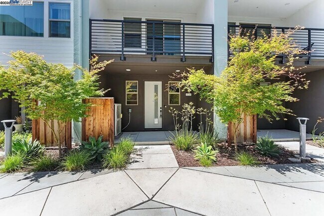 5753 Vibrant Loop, San Jose, CA 95119 photo 2