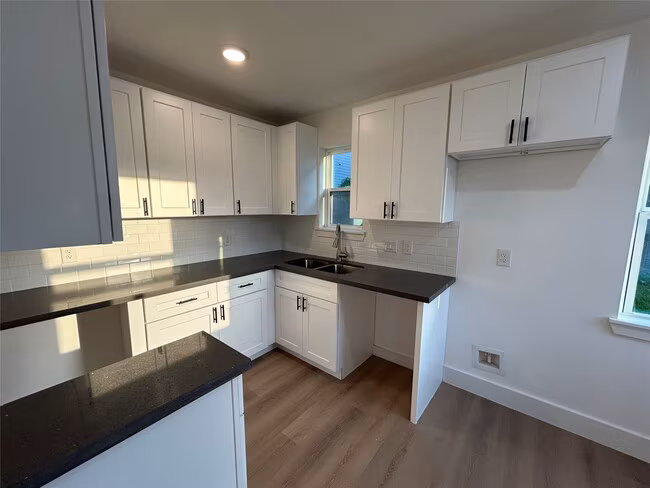 2607 Live Oak Street, Houston, TX 77004 photo 3