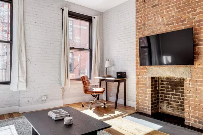 273 W 10th St New York, NY 10014 photo 4