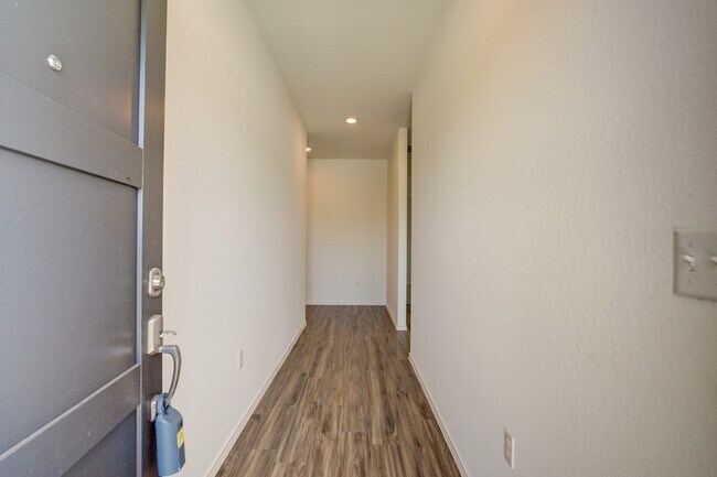 7603 Ivy Trellis Trl Austin, TX 78617 photo 4