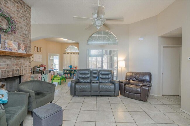 2317 Westview Trail, Denton, TX 76207 photo 4