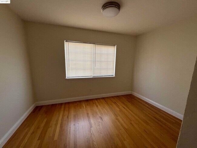3244 Ellis Street, Berkeley, CA 94703 photo 4