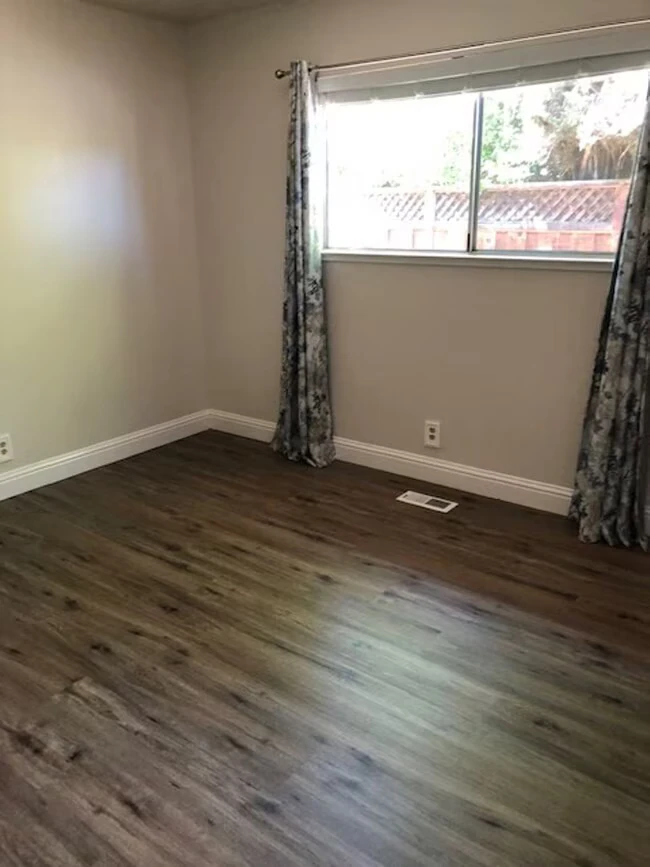 4798 Mohr Ave Pleasanton, CA 94566 photo 5