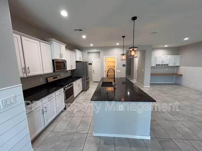 21381 W Hubbell St Buckeye, AZ 85396 photo 4