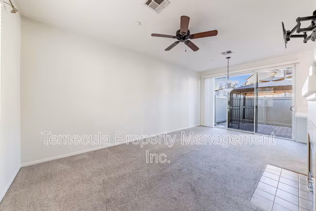 39271 Flamingo Bay Murrieta, CA 92563 photo 3