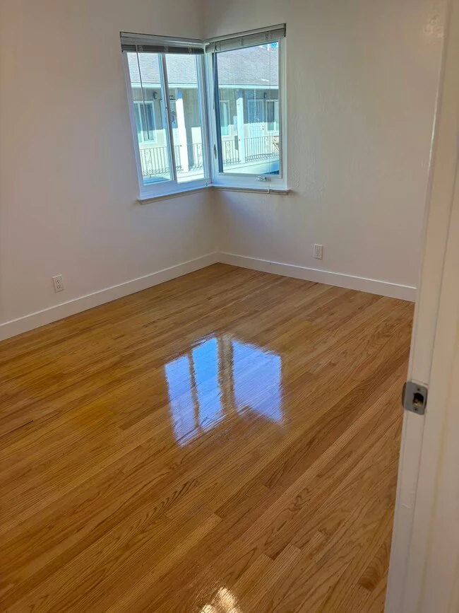 3465 Somerset Ave Castro Valley, CA 94546 photo 4
