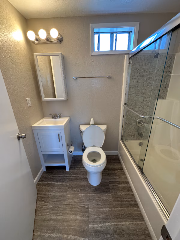 101 Del Prado Drive, Daly City, CA 94015 photo 2
