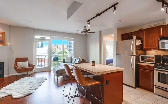 1240 India St San Diego, CA 92101 photo 5