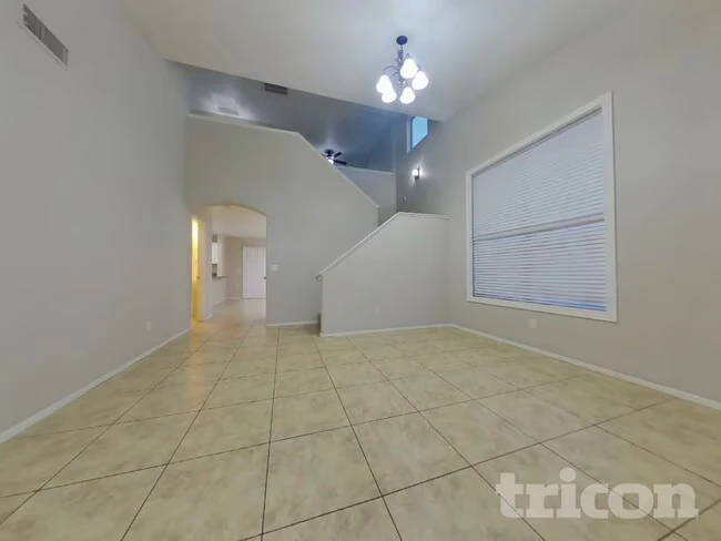 12917 W Windsor Ave Avondale, AZ 85392 photo 3