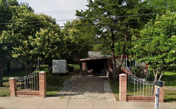 6104 Kasper Street, Austin, TX 78741 photo 2