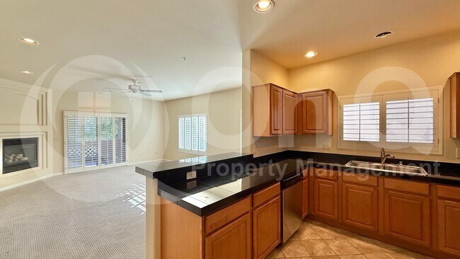 14000 N 94th St Scottsdale, AZ 85260 photo 5