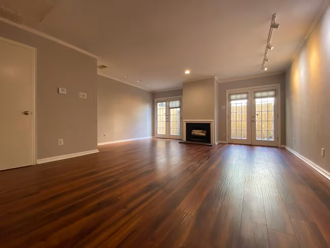 4409 Travis St Dallas, TX 75205 photo 2
