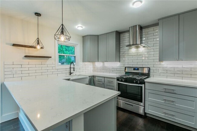 9706 Cottle Dr Austin, TX 78753 photo 5