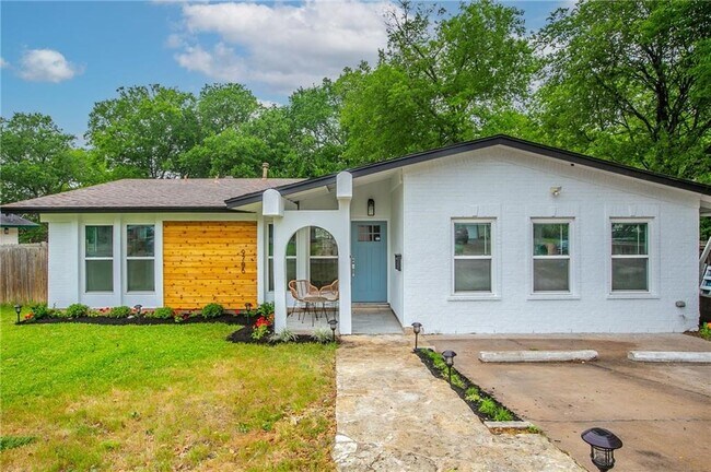 9706 Cottle Dr Austin, TX 78753 photo 3
