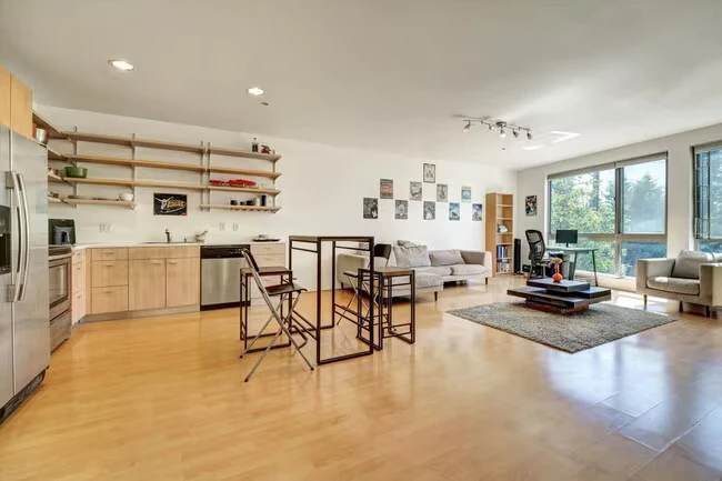 1201 Pine St Oakland, CA 94607 photo 2