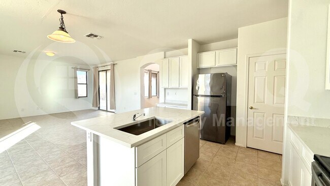 20428 North Jones Drive, Maricopa, AZ 85138 photo 4