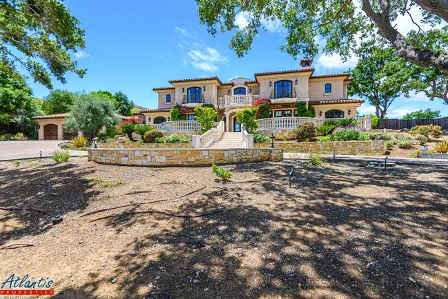 4140 Old Adobe Rd Palo Alto, CA 94306 photo 2