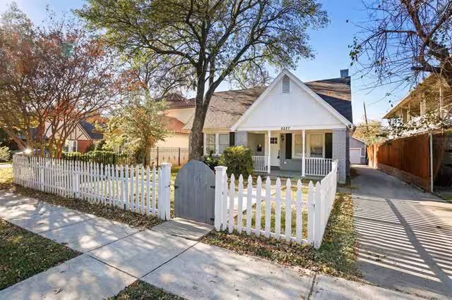 5227 Homer St Dallas, TX 75206 photo 5