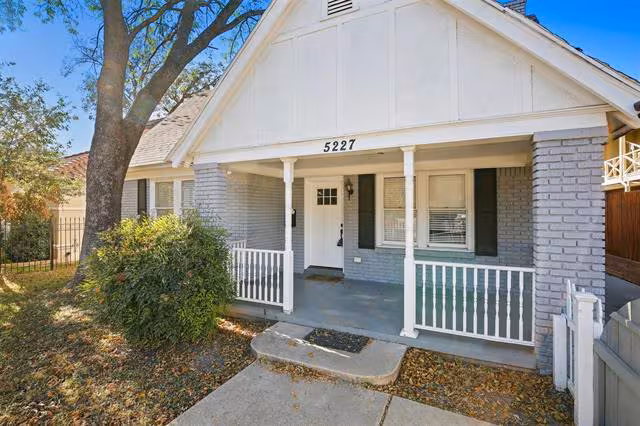 5227 Homer St Dallas, TX 75206 photo 3