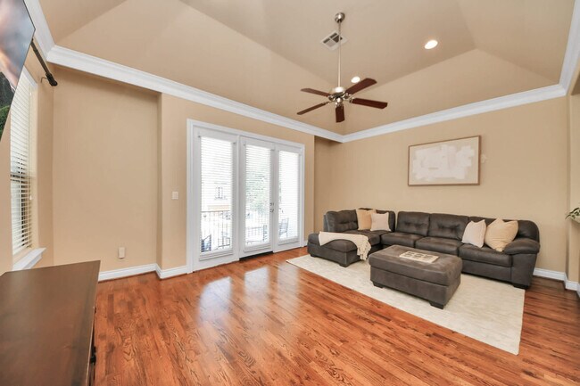 2519 Saint Emanuel Street, Houston, TX 77004 photo 4