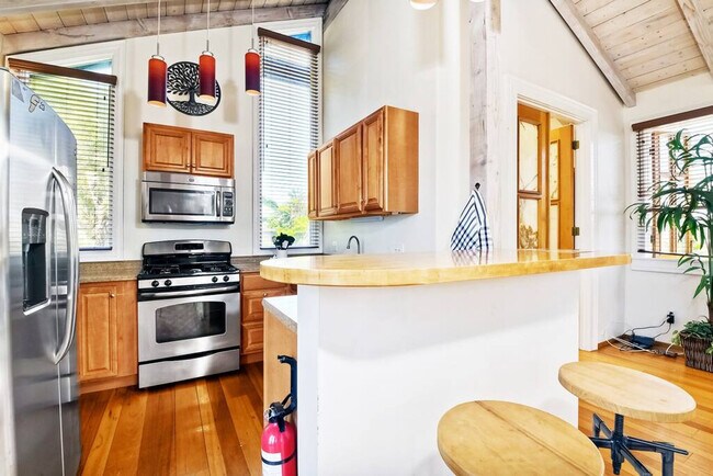 1445-47 Neptune Ave Encinitas, CA 92024 photo 4