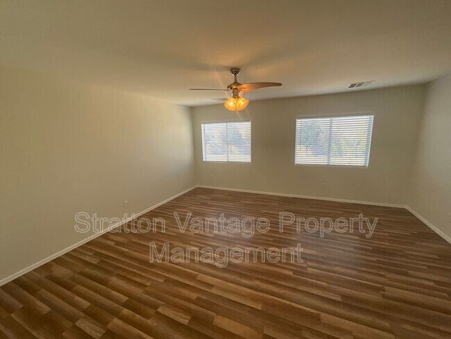 1064 S 167th Ln photo 5