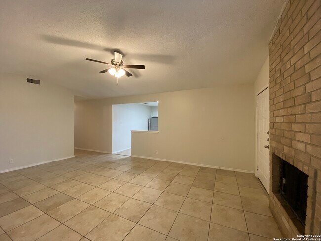 6838 Betty Levy San Antonio, TX 78227 photo 3