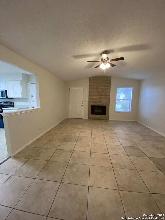 6838 Betty Levy San Antonio, TX 78227 photo 2