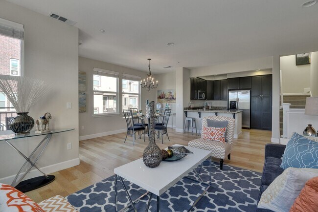 325 Bautista Place, San Jose, CA 95126 photo 2