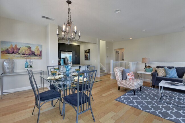 325 Bautista Place, San Jose, CA 95126 photo 3